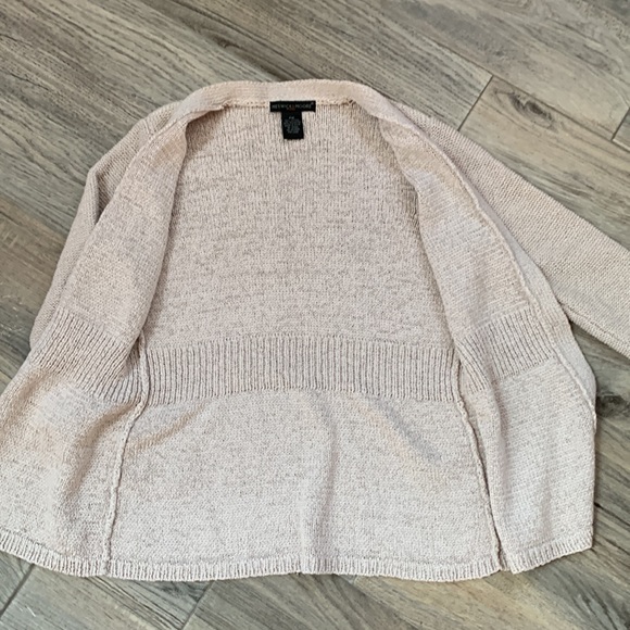 Press wick and Moore Casual one button cardigan - Picture 4 of 5